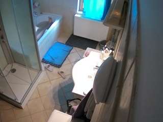 Julmodels Bathroom 2nd Floor-2